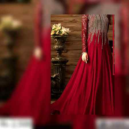 مت پوچھ کیسے گزرتا ہے ہر پل تیر ے بن 
کبھی بات کرنے کی حسرت کبھی دیکھنے کی تمنا۔