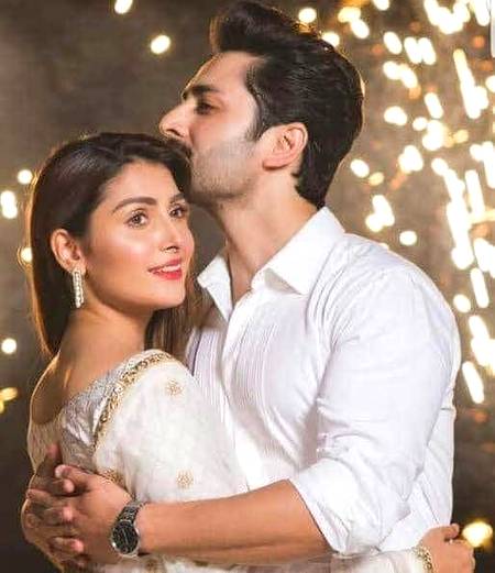 ❤️❤️❤️محبت کی کہانی میں اگر کیسا مگر کیسا

یہ شہزادی تمہاری ہے تو پھر سمجھو تمہاری ہے
😍😍😍👸👸
رانجھا کی ہیر 👸👸