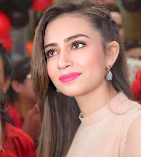 Sana javeed looking so cute 🥰🥰