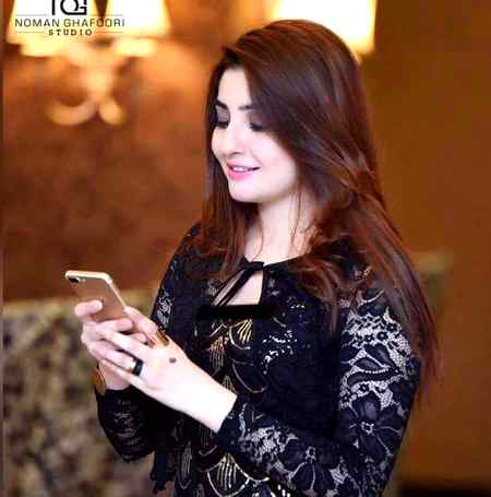 مڑہ بے غمہ زندگی تیرہ واہ..
مڑہ جانان پکی لا سہ تہ وایی..!