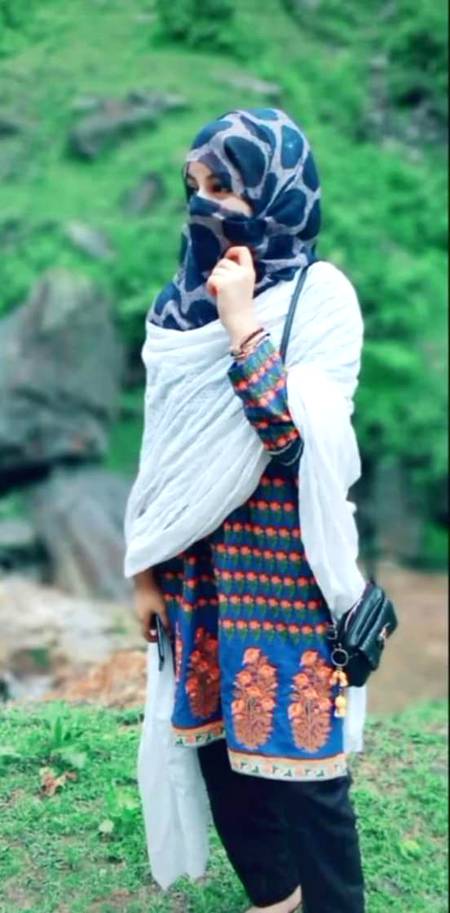 ﮨﻢ ﮐﻮ ﺍﺧـلاﺹ ﮐﮭﺎ ﮔﯿﺎ ﻭﺭﻧﮧ۔۔۔
ﭼـاﻝ ﺑﺎﺯﯼ ﮐﺴﮯ ﻧﮩــیں ﺁﺗﯽ۔۔۔