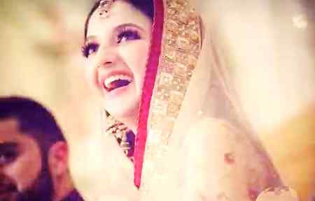 my sweet cxn manahil wadding pic..😘😘🌹🌹