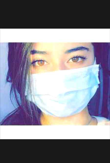 خنجر ہیں تیری آنکھیں تلوار تیری آنکھیں زندہ نا رہنے دیں میرے یار تیری آنکھیں 💏💑 میں نرگس اے مستانہ اللّه ہا تجھے رکھے رہتی ہیں تصور میں ہر بار تیری آنکھیں... زندہ نا رہنے دیں میرے یار تیری آنکھیں