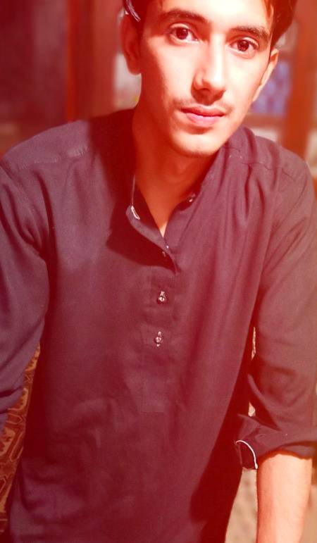 اس سے آگے اور اب میں کیا کہوں 
وہ محبت میں شرک کرتا ہے 💔💯