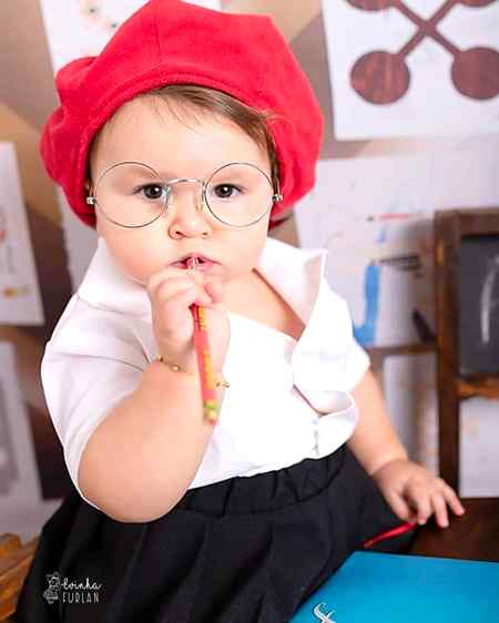 *🤔کسی کے پاس دو جانو ہیں تو😍
*ایک مجھے دے دو دیکھ کے ڈیلیٹ کر دوں گا سچی 😜