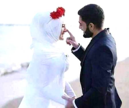 ﺧﺪﺍ ﮐﺮﮮ ﮐﺒﮭﯽ ﺷِﮑﻦ ﻧﮧ ﺁﺋﮯ ﺗﯿﺮﮮ ﻣﺎﺗﮭﮯ ﭘﺮ...
ﻣﯿﺮﯼ ﺁﻧﮑﮭﯿﮟ ﺗﺠﮭﮯ ﮨﺮ ﺩﻭﺭ ﻣﯿﮟ ﮨﻨﺴﺘﺎ ﺩﯾﮑﮭﯿﮟ....!