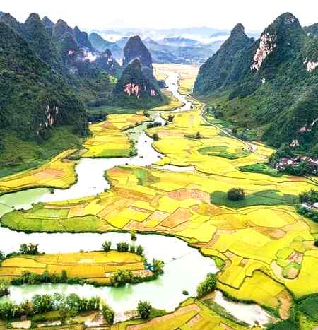 💦🌊🌺Earth is the holiest place in the Universe, loving the earth, and loving life is the way to generate positive vibrations