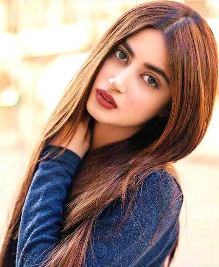 Sajal Ali 🔥
