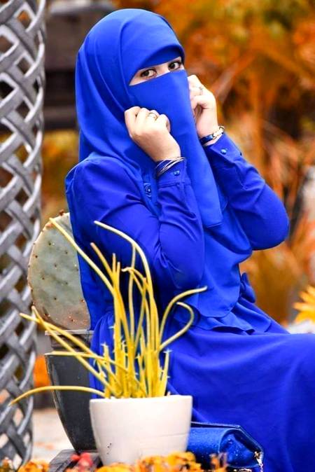 میں نے ہی حشر اٹھا رکھا تھا بچھڑ نے پر۔۔۔
اور وہ تو پریشان بھی نہیں ہے🍒