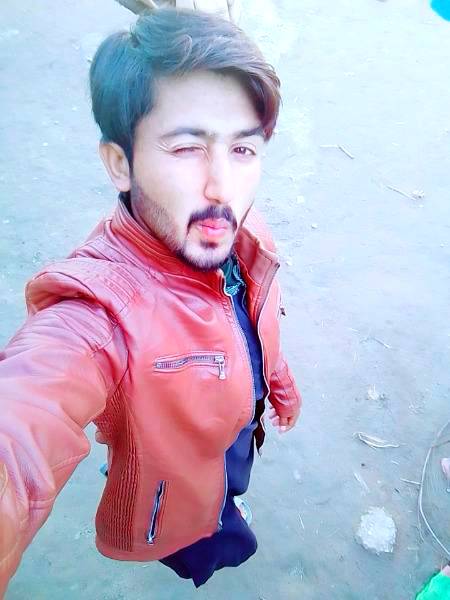 کہہ دوں گا ہوئی تهی محبت اور جس شخص سے ہوئی تهی وہ اس  قابل نہ تهی💯