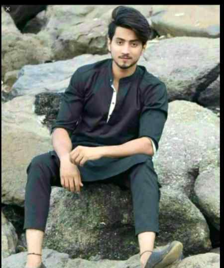 My Favorite hero ....Mr Faisu 😘 looking perfect 😍