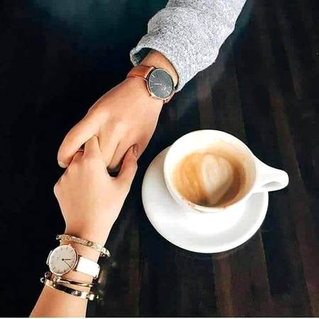 ہمیں یہ وبا کُچھ نہیں کہتی ___

ہم تیری مُلاقات کے بیمار ہیں "😍.    *