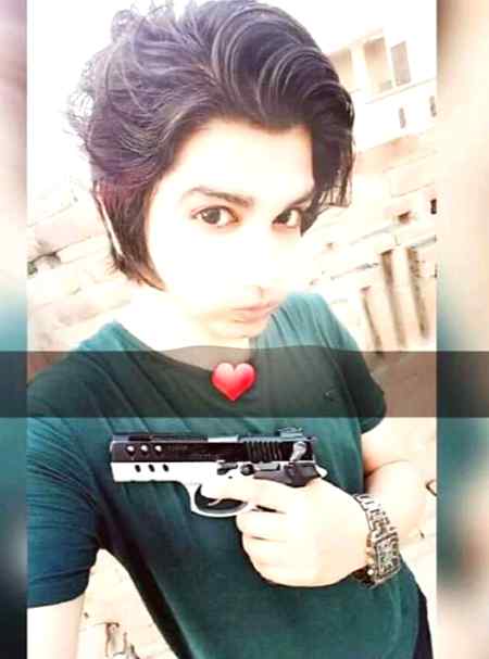 KasSi Ne BhI baCha boLa Thok DunGa udaar e .h1