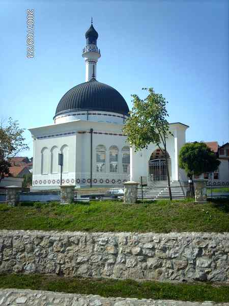 Beautiful Mosque in Gracanica_Bosnia💕💕