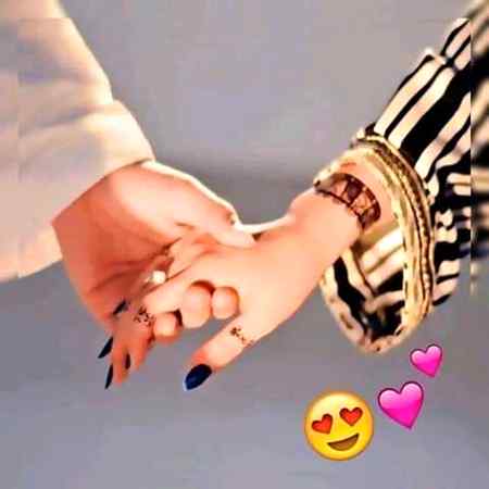 Kon kehta h dori k bad muhbt khatm ho jati hai...
    .. milny waly tu khiyalon ma bh mila krty hain...💔💔