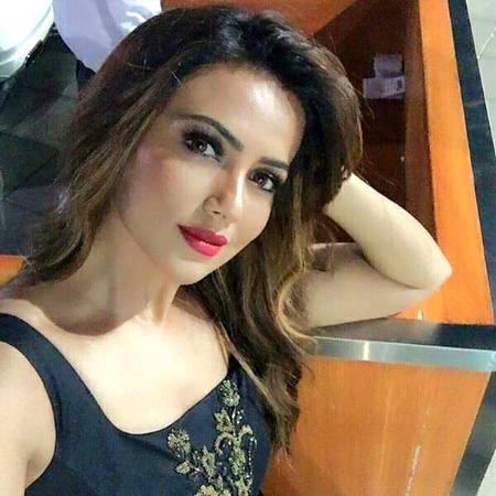 Sana Khan