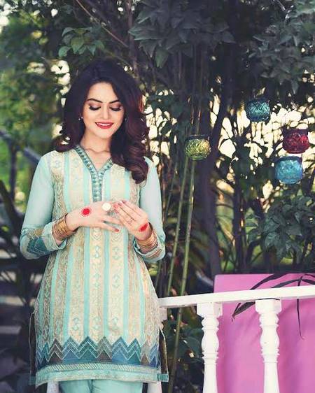 Minal khan