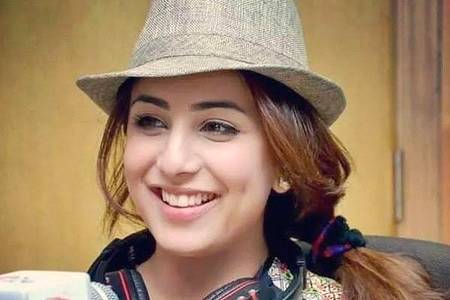 Ushna Shah...