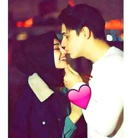 اسے کہنا تیرے بھول جانے سےکچھ بھی تو نہیں بدلا

♡_ __♡
بس پہلے جہاں دل ہوتا تھا وہاں اب درد ہوتا ہے___