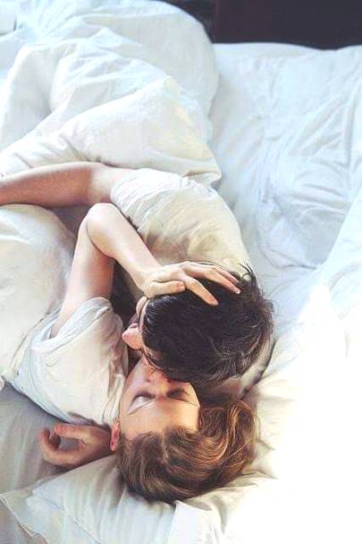 لباس تن سے اتاردینا ـ پھر اسکو بانہوں کے ہار دینا
اگر محبت یہی ہے جاناں .... تو معاف کرنا مجھے نہیں ہے!