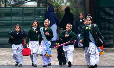 Wo school ki yadain wo school ki mastiyaan 😍