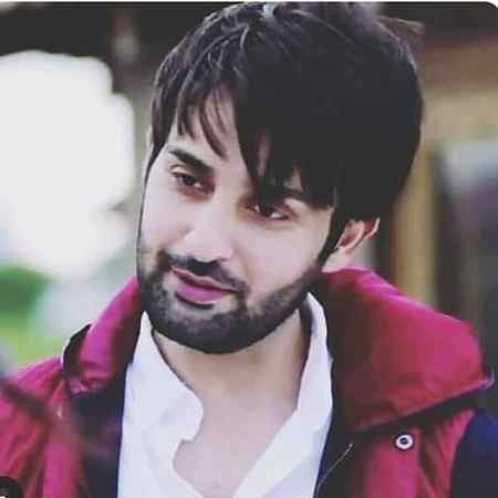 Dharkno ko bhi rasta dijiye Sahib. .....!!!😘😘😍😍..
Ap to sary dil py qabza kr k bethy hn. ..!!!😍❤❤