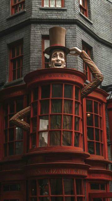 Jolly Jolly ...