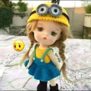 میں آج مارکیٹ گئ تھی چاکلیٹ لینے.a1تو وہاں پُولیش والوں نے میکٌو پکل لیا.j1ا