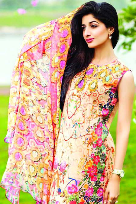 Mawra🔥 hocane like..
This summer collection..🔥