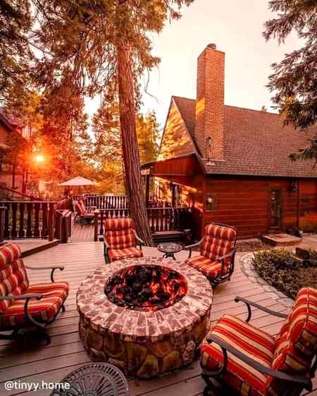 گئی راتوں میں تو شام و سحر نہ تھے ایسے...
کہ ہم اداس بہت تھے مگر____نہ تھے ایسے...