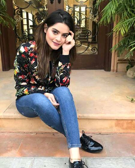 Minal Khan