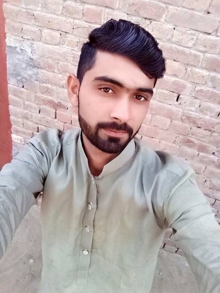 میری طرف سے آپ سب کو بہت بہت عید مبارک 
اللہ پاک آپ کو ہمیشہ خوش رکھے اور ایسی ڈھیروں عیدیں آپ کو دیکھنا نصیب کرے 
امین