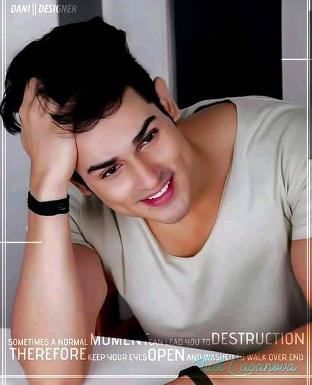 شکر ہے  امتحان میں یہ سوال نہیں آتا کے 🤔
لڑکی👰 کیسے پٹائی جاتی ہے 
ورنہ مجھ جیسے معصوم نے تو ہر سال فیل ہی ہوجانا تھا 🙂🙈