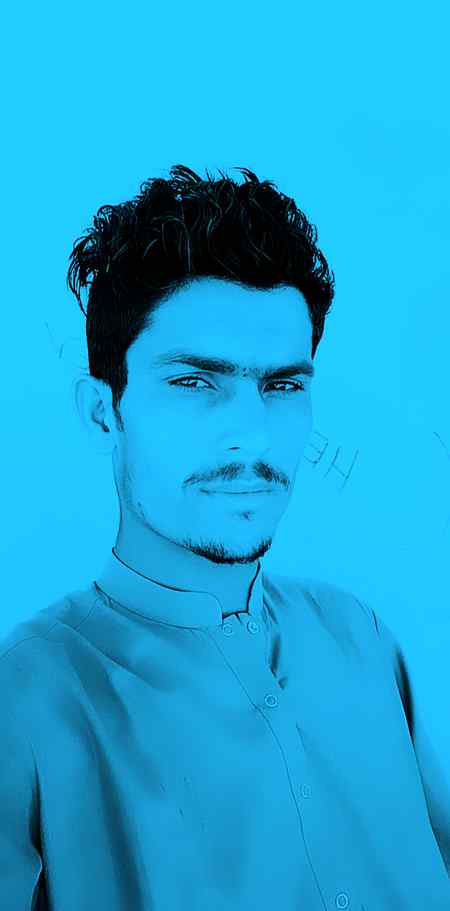 بڑی مُشکلوں سے دل سنبھلا تھا
پھر نظر آ گیا ___ وہ راہوں میں