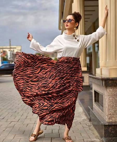 Hania Amir