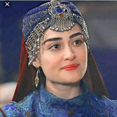 Haleema sultan 🍁🍁🍁