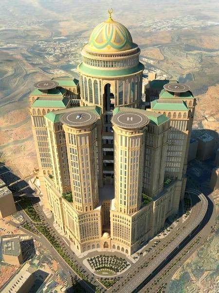 Largest hotal of world, it has 10,000 rooms