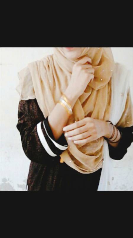 بات کلائی کی ہوتی ہے 
چوڑیاں کہاں حسین ہوتی ہے🔥🔥