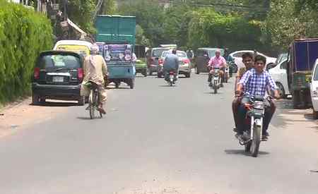 کراچی میں کل سے شدید گرمی کی ایک اور لہر آئے گی
.q3 Rozedaro Allah k piyaroo apna khayal rakhana.😎