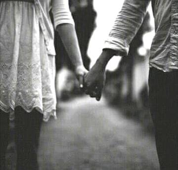 دل کہیں جب سکوں نہ پاۓ گا 
تم کو ایک شخص یاد آے گا❤