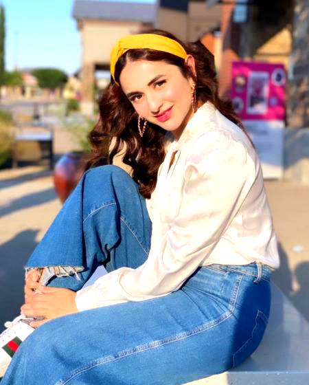 Cute Yumna Zaidi!❤️