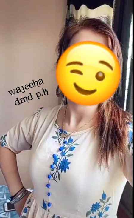 ہم نیند کے زیادہ شوقین تو نہیں فرازؔ 
 کچھ خواب نہ دیکھیں تو گُزارانہیں ہوتا۔
Wajeeha143