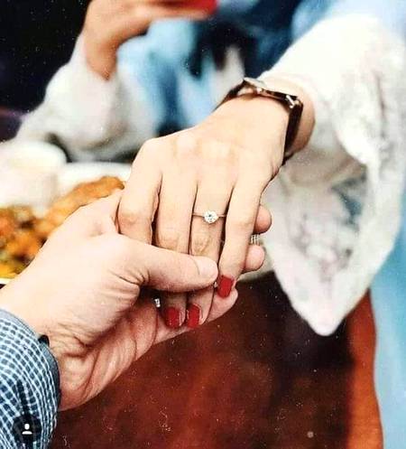 زمانہ دیکھ کر جل جاتا میری امیری کو.....😍

میرے ھاتھوں میں اگر تمہارا ھاتھ ہوتا..۔۔❤

❗🍂