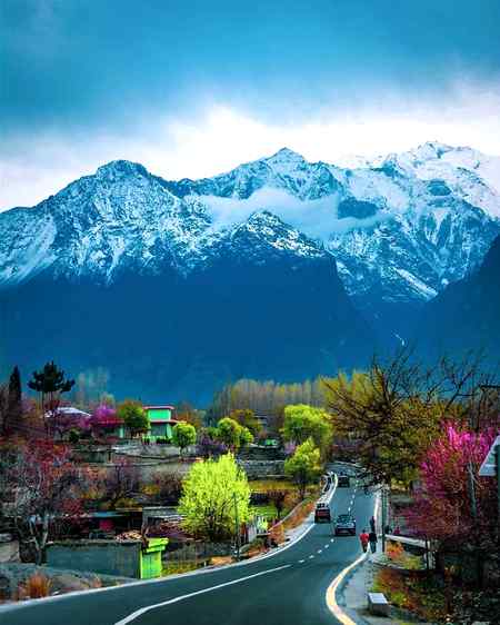 View of gilgit hills Hindukash range ❤️