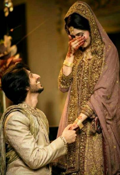 اس سے کہہ دو اپنا خاص خیال رکھا کریں
مانا کے سانسیں اس کی ہے پر جان 💗ہماری ہے