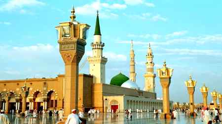 Na kahe say door hay manzelay n koe Karen ke baat hay