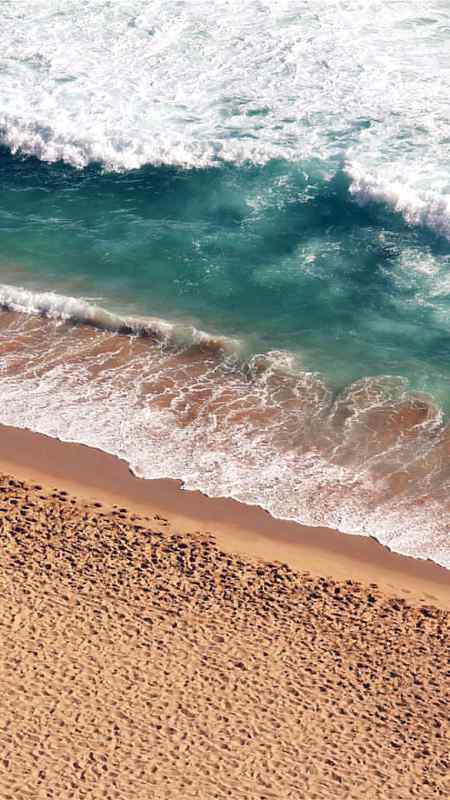 Beautiful view of ocean waves 😍😍