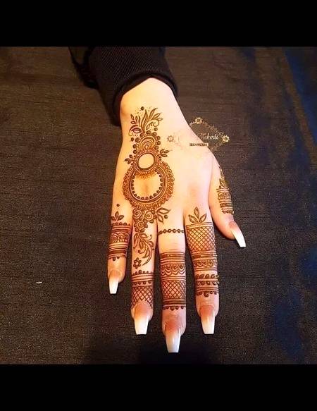 Eid mehndi desighn❤❤