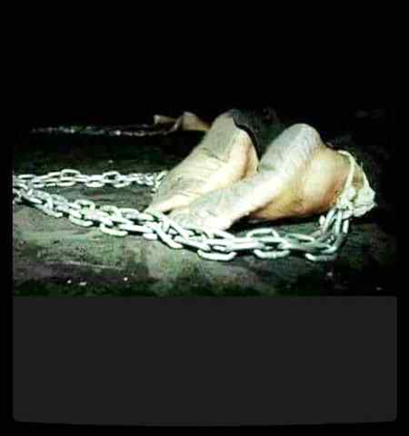 اس نے آدابِ محبت کا بھرم بھی نہ رکھا...
ورنہ بیمار کو زنجیر کہاں ڈالتے ہیں؟...
😢💔