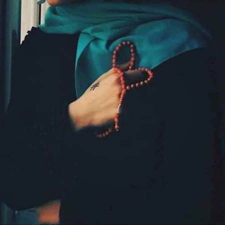 نئی رُتوں میں دکھوں کے بھی سلسلے ہیں نئے

وہ زخم تازہ ہوئے ہیں جو بھرنے والے تھے